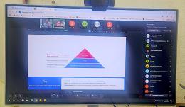 В Хабаровске презентовали цифрового ассистента по охране труда для строителей