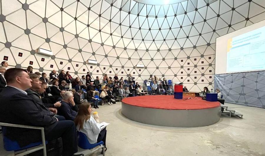 ИИ и строительные стандарты: как прошла II Всероссийская конференция в НИИСФ РААСН