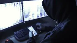 Росреестр выявил 20 ресурсов в Москве, незаконно торговавших выписками из ЕГРН