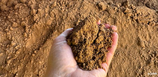 Ученые Сибстрин запатентовали смесь для строительной керамики