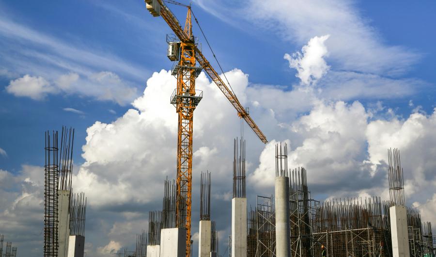 Беспилотные краны: кого заменят роботы, а кого — никогда?