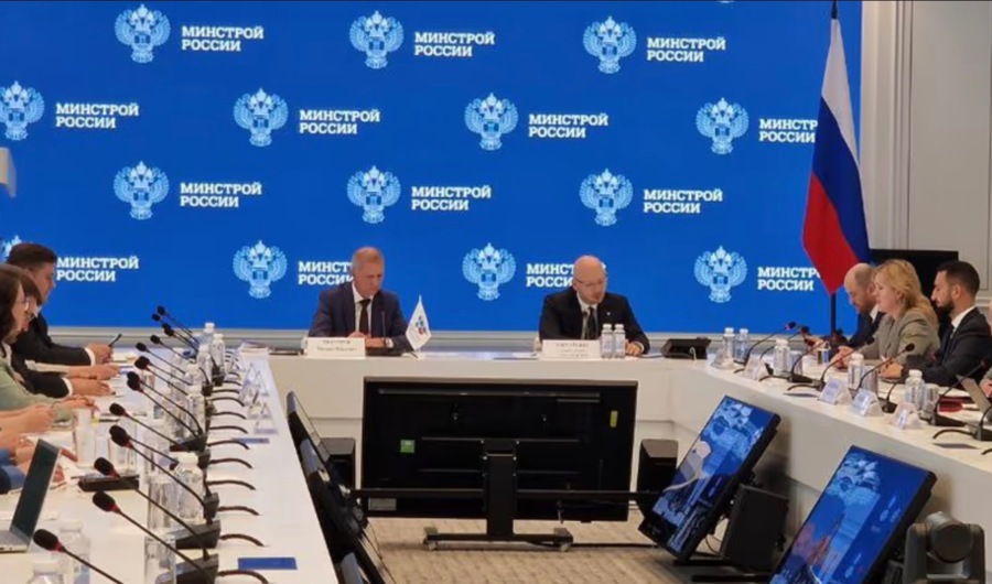 Минстрой России обсудил меры поддержки застройщиков при переходе на ТИМ