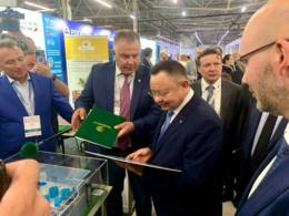 Ирек Файзуллин осмотрел выставку инновационных решений на форуме «Умный город» в Перми