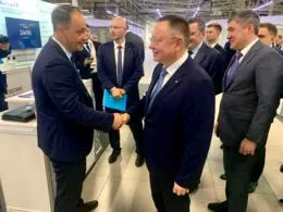Ирек Файзуллин осмотрел выставку инновационных решений на форуме «Умный город» в Перми