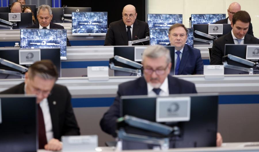 Михаил Мишустин поручил ускорить развитие технологического лидерства в ключевых отраслях